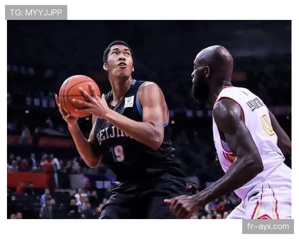 K联赛激战正酣：高强度身体对抗考验球员体能，成胜负关键