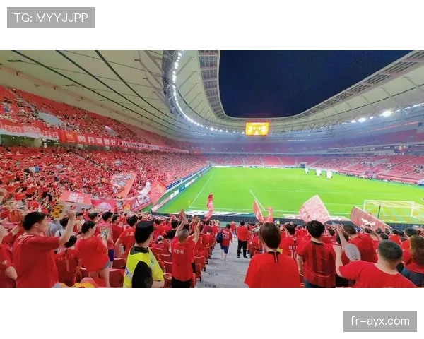 中超经典对决重现赛场，精彩瞬间点燃球迷热情