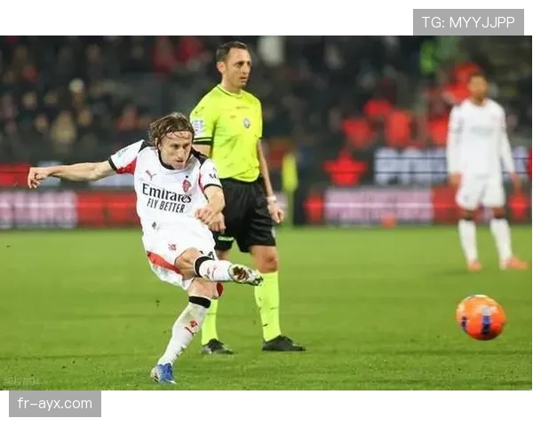 莫德里奇意甲表现稳健，中场调度助球队冲击冠军