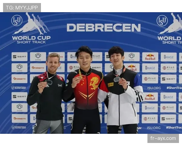 任子威这生活简直两个世界，场上疯跑场下像个老干部？